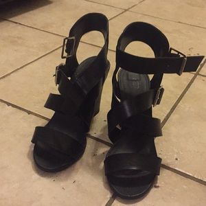 Chucky heeled sandals